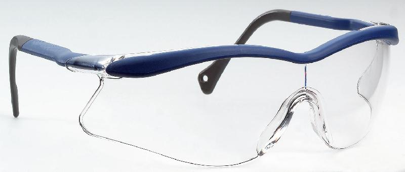 3М QX1000. Очки поликарбонатные, цвет линз - прозрачный.